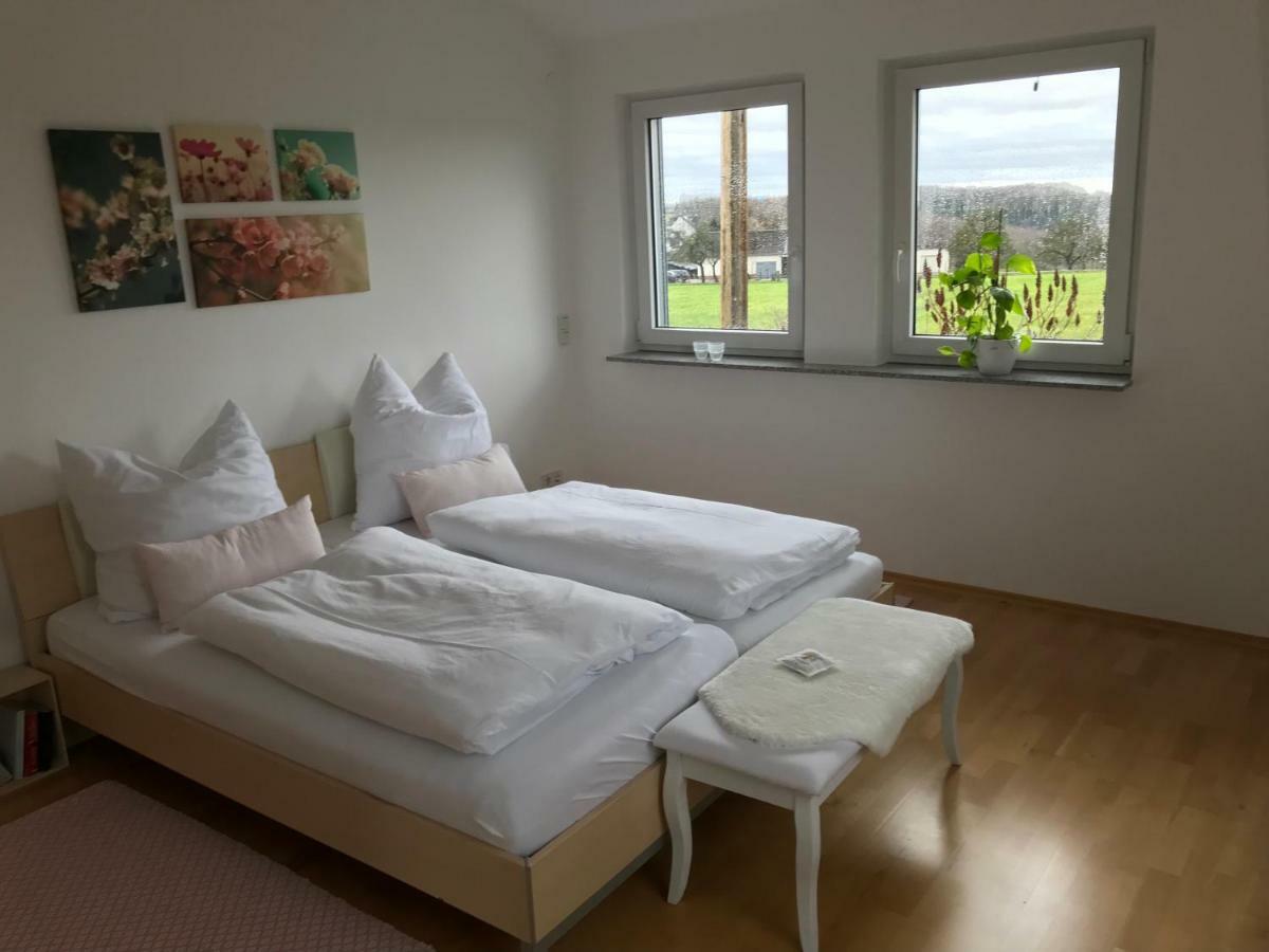 Apartamento Kleine Auszeit Mit Aussicht Velbert Toenisheide Exterior foto